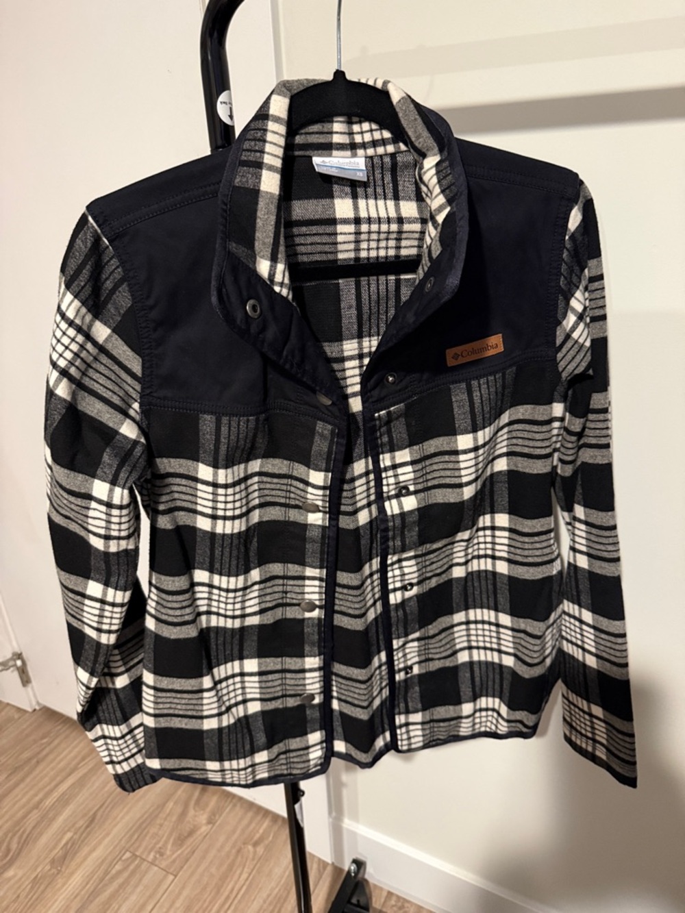 Columbia Black & White Plaid Snap-Up Shirt Jacket